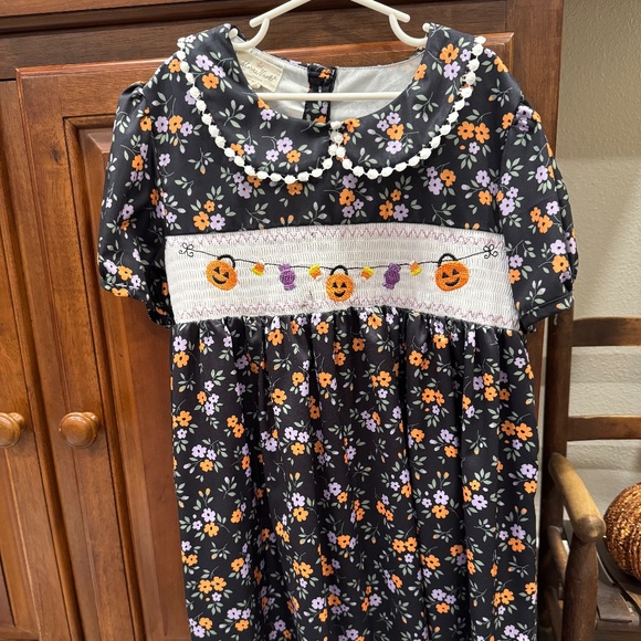 Halloween smocked dress - Picture 1 of 2